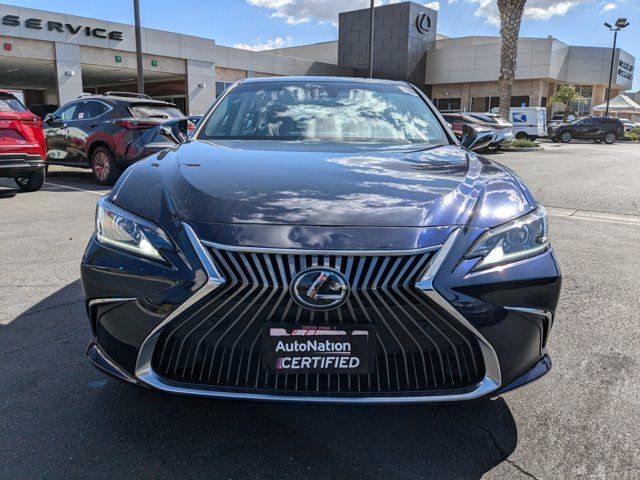 2021 Lexus ES 250