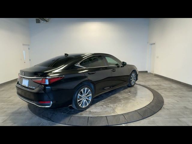 2021 Lexus ES 250