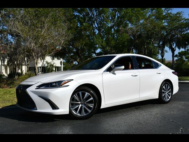 2021 Lexus ES 250