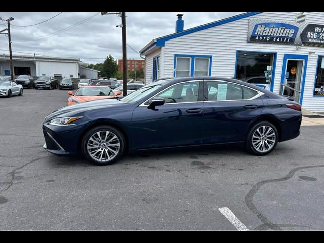 2021 Lexus ES 250