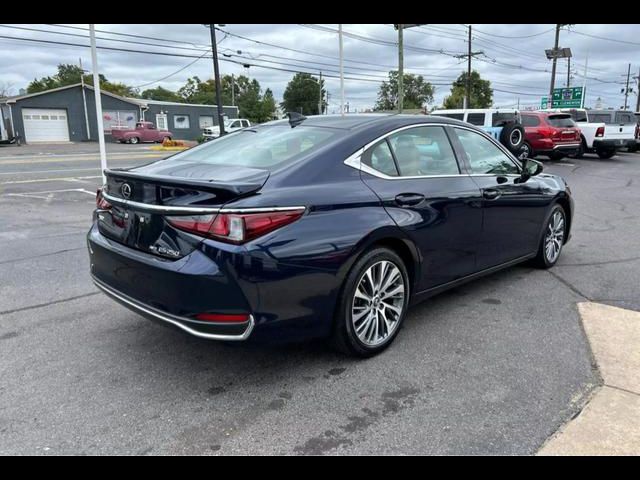 2021 Lexus ES 250