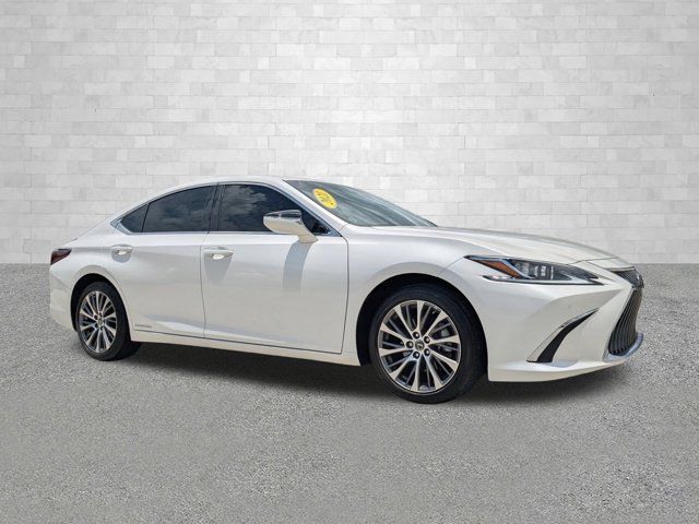 2021 Lexus ES 300h