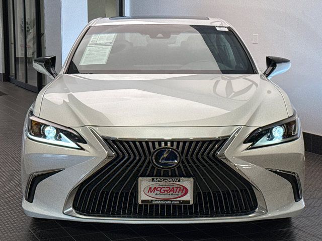 2021 Lexus ES 300h