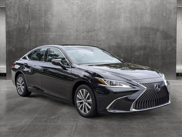 2021 Lexus ES 300h