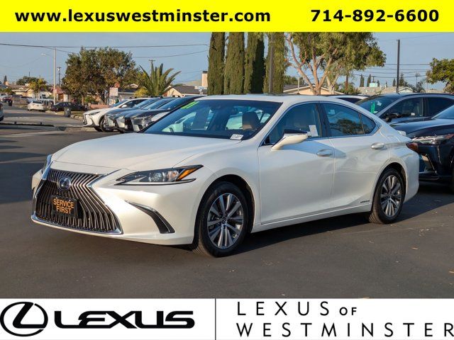 2021 Lexus ES 300h