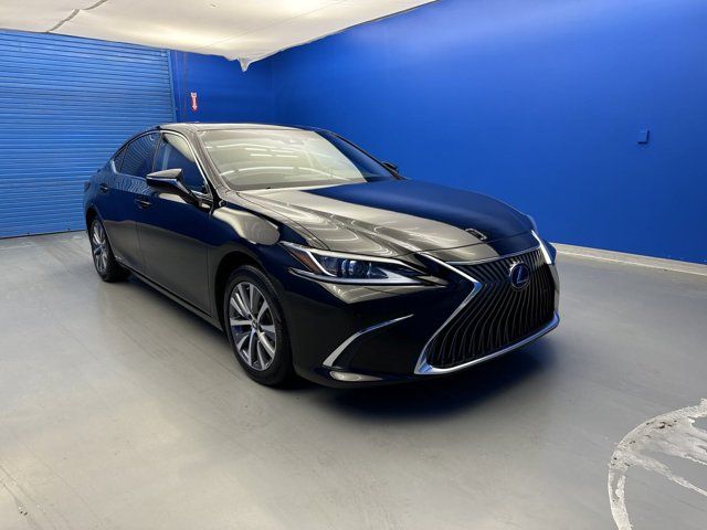 2021 Lexus ES 300h