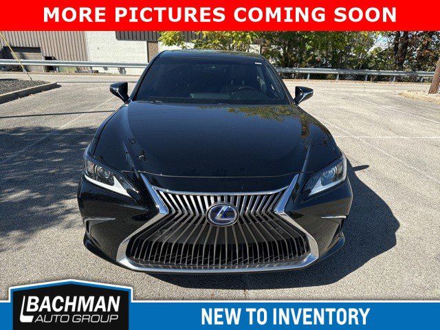 2021 Lexus ES 300h