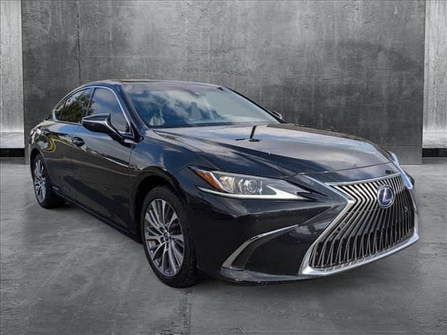 2021 Lexus ES 300h