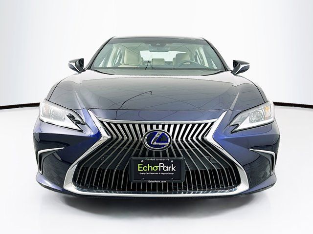 2021 Lexus ES 300h