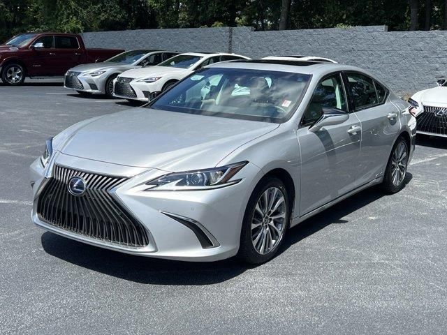 2021 Lexus ES 300h