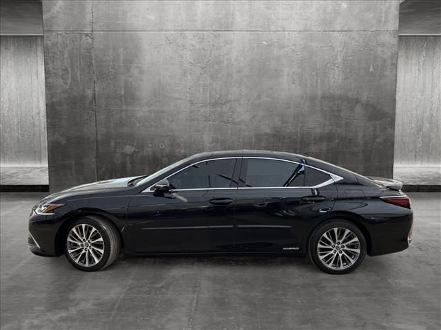 2021 Lexus ES 300h