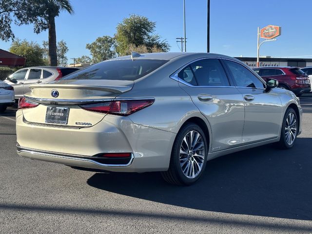 2021 Lexus ES 300h