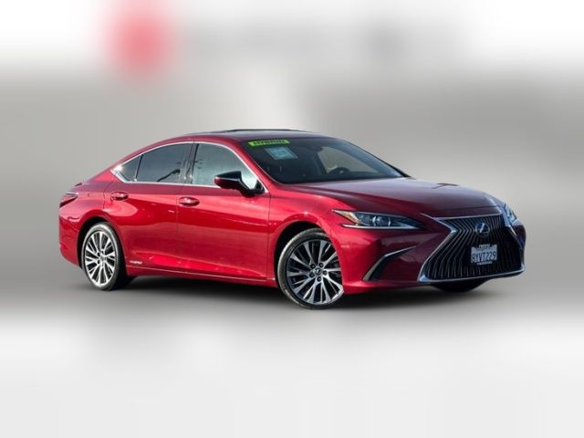 2021 Lexus ES 300h