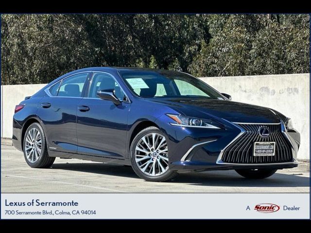 2021 Lexus ES 300h