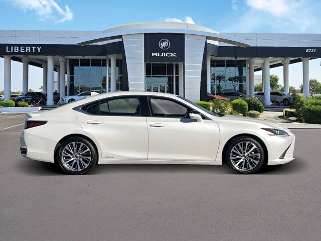 2021 Lexus ES 300h