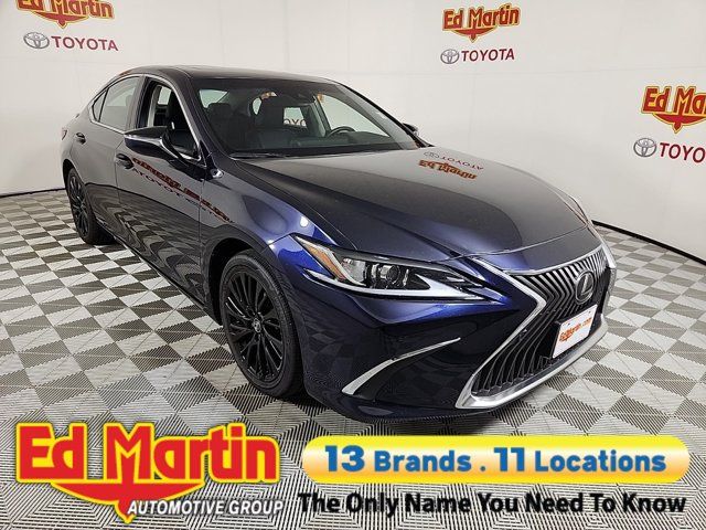 2021 Lexus ES 300h