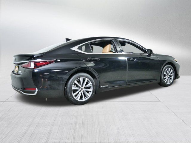 2021 Lexus ES 300h