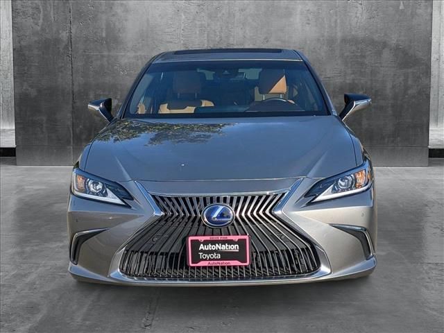 2021 Lexus ES 300h