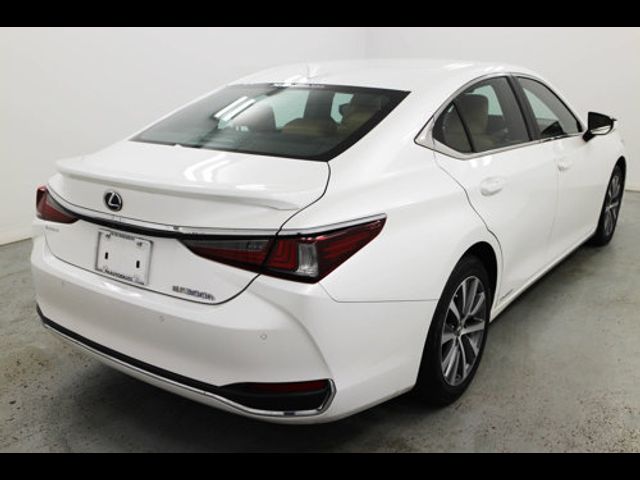 2021 Lexus ES 300h