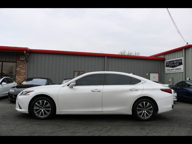 2021 Lexus ES 300h