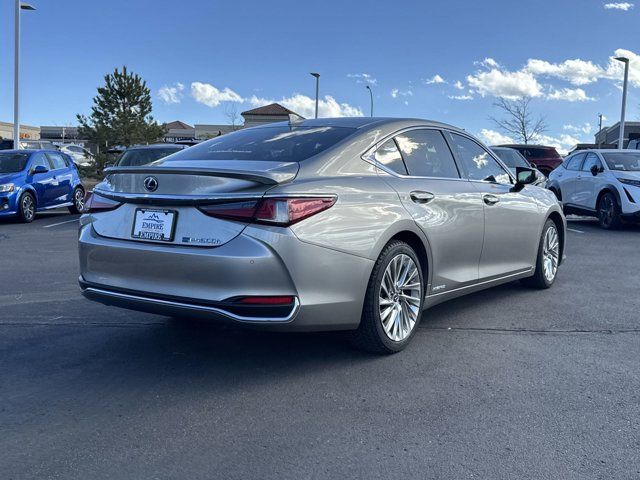 2021 Lexus ES 300h Luxury