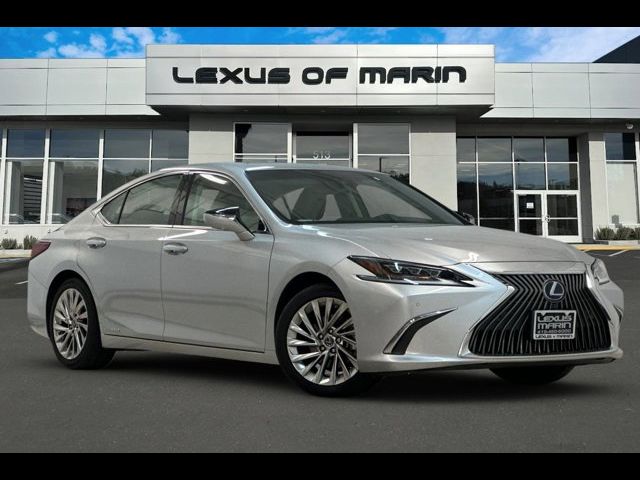 2021 Lexus ES 300h Luxury