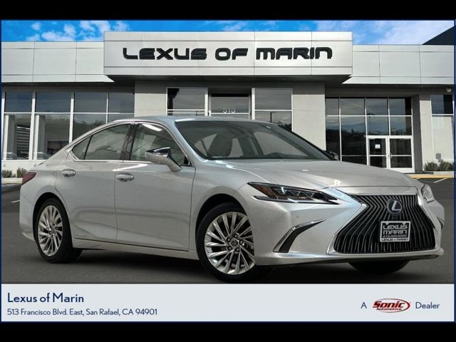 2021 Lexus ES 300h Luxury