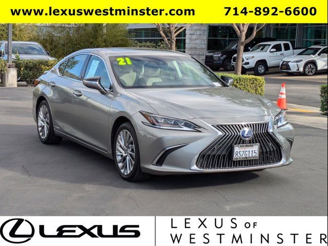 2021 Lexus ES 300h Luxury