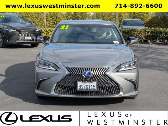 2021 Lexus ES 300h Luxury