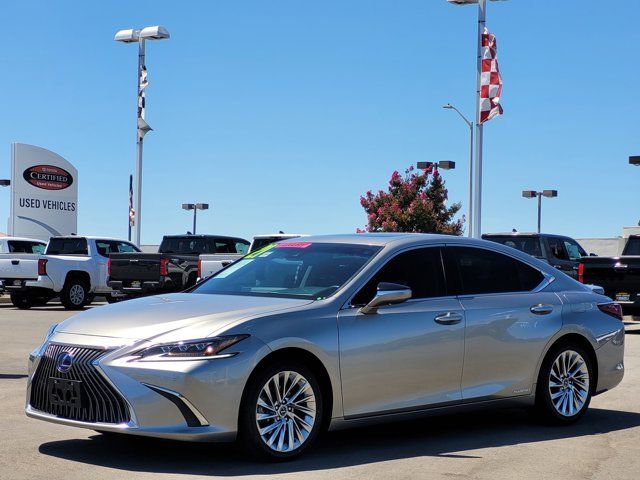 2021 Lexus ES 300h Luxury