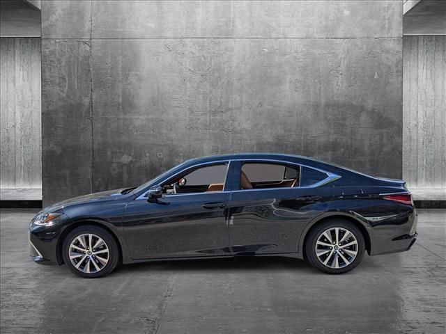 2021 Lexus ES 350