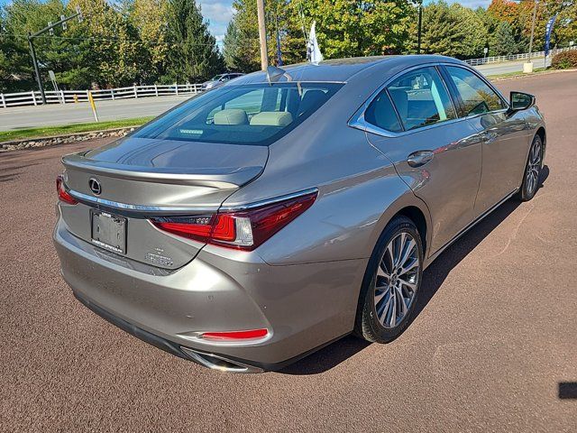 2021 Lexus ES 350