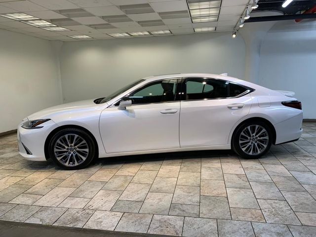 2021 Lexus ES 350