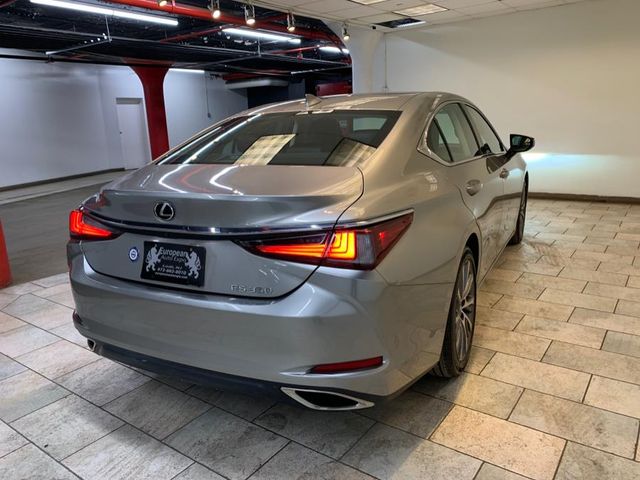 2021 Lexus ES 350