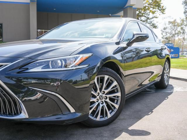 2021 Lexus ES 350