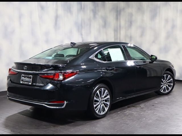 2021 Lexus ES 250