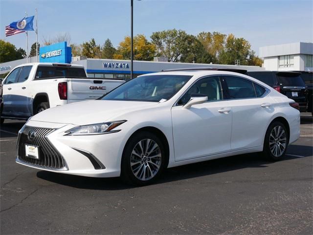 2021 Lexus ES 250