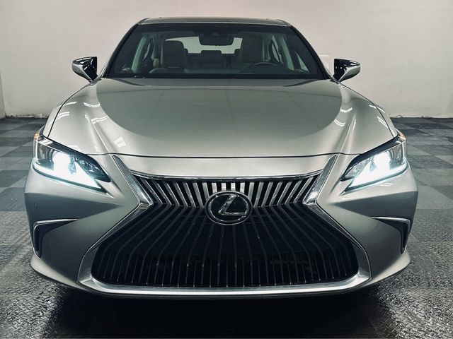 2021 Lexus ES 250