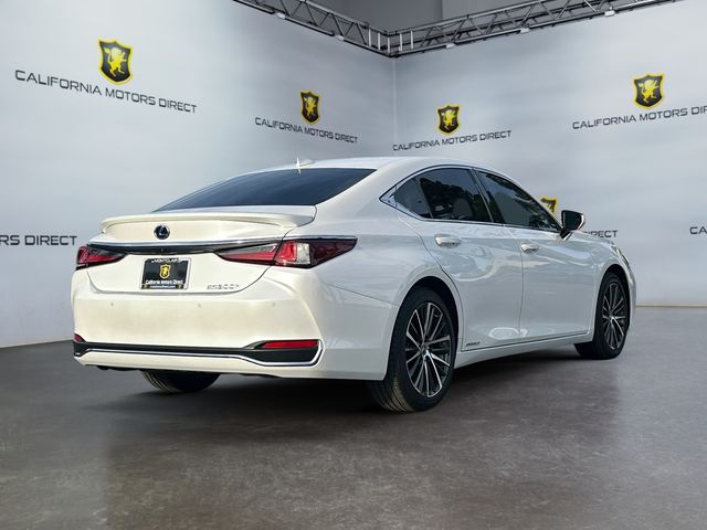 2021 Lexus ES 300h