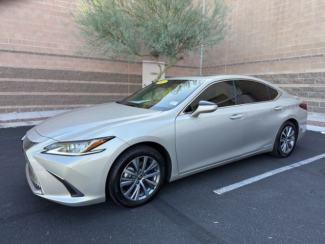 2021 Lexus ES 300h