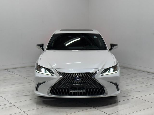 2021 Lexus ES 300h