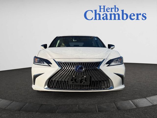 2021 Lexus ES 300h