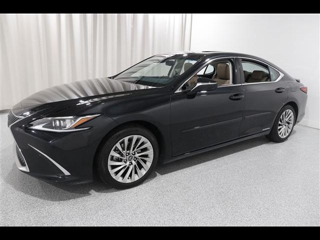 2021 Lexus ES 300h Luxury