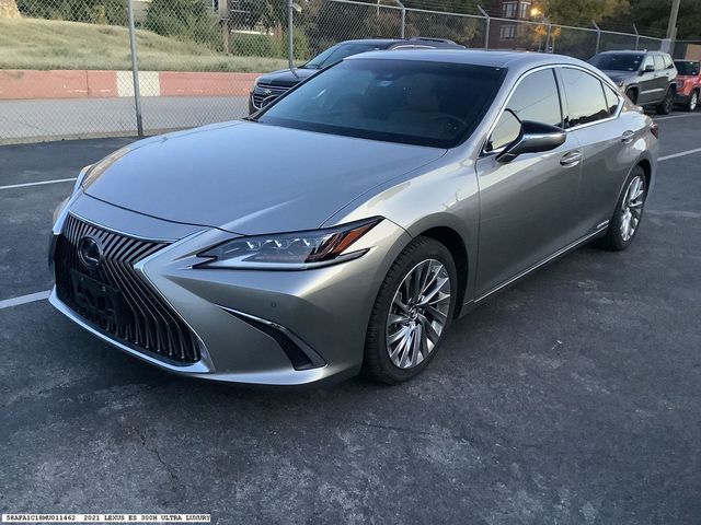 2021 Lexus ES 300h Ultra Luxury