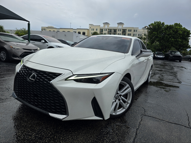 2021 Lexus IS 300