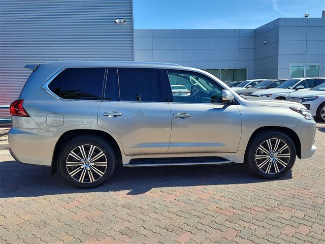 2021 Lexus LX 570