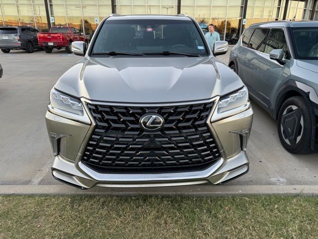 2021 Lexus LX 570