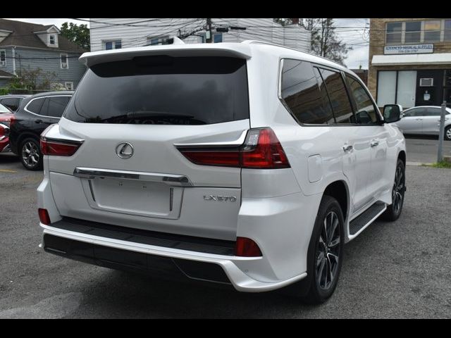 2021 Lexus LX 570