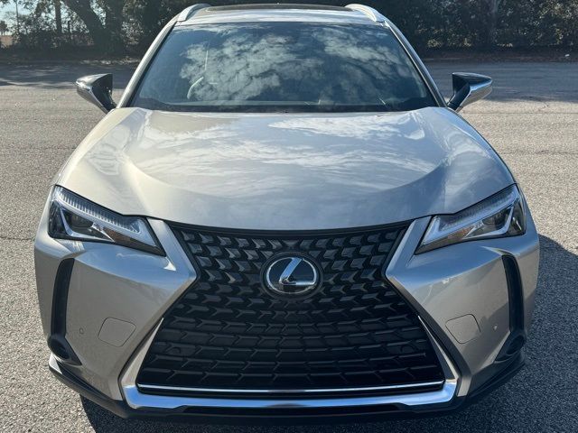 2021 Lexus UX 200