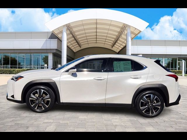 2021 Lexus UX 200